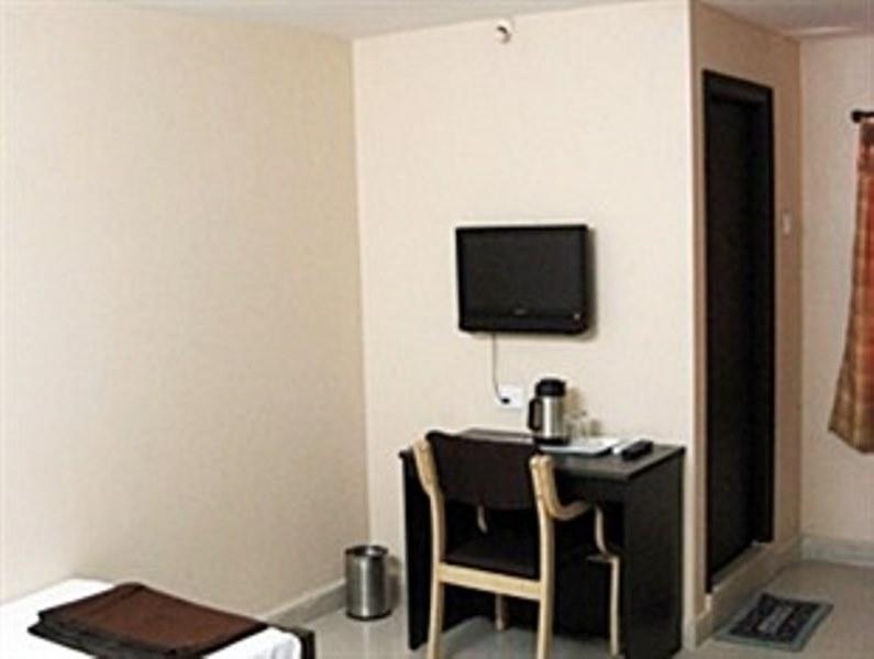 Dwaraka Inn Χιντεραμπάντ Δωμάτιο φωτογραφία